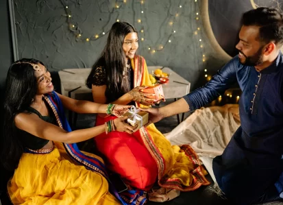 Rakshabandhan in AU